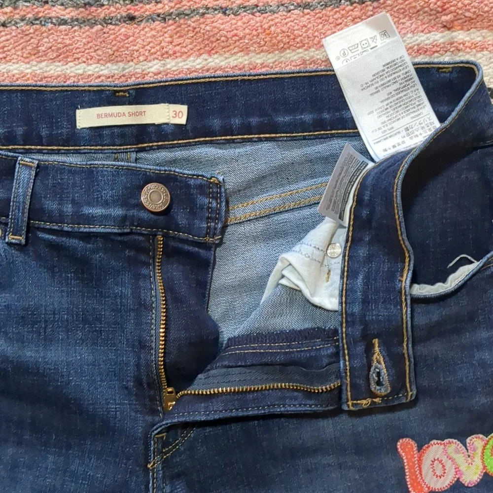 Levi's Denim Shorts with Patches - Picture 4 of 12